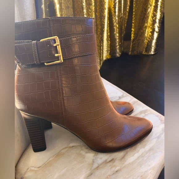 NEW Women’s City Chic Tory Faux Croc Ankle Boot Color Brown Size EU 41 / US 10.5 - Picture 9 of 10